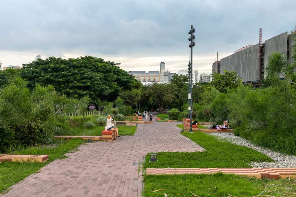 Walking Path at Chulalongkorn