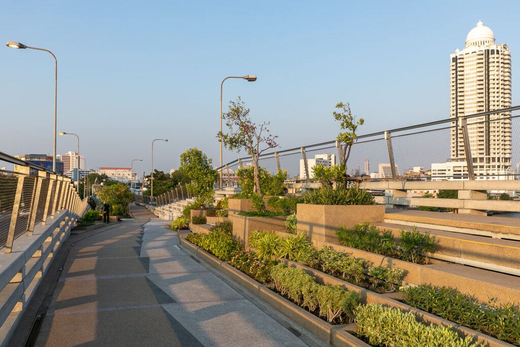 Chao Phraya Sky Park